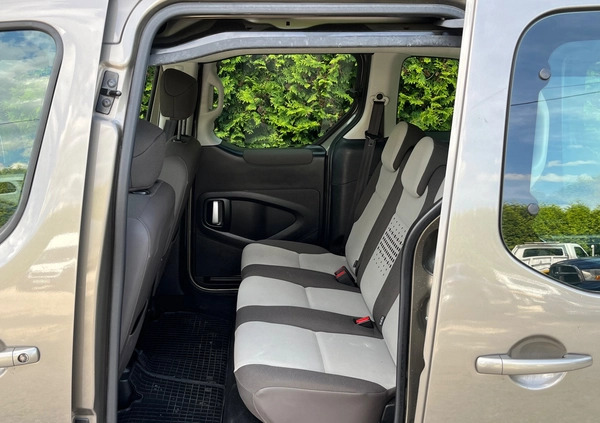 Citroen Berlingo cena 27900 przebieg: 237000, rok produkcji 2014 z Dębica małe 106
